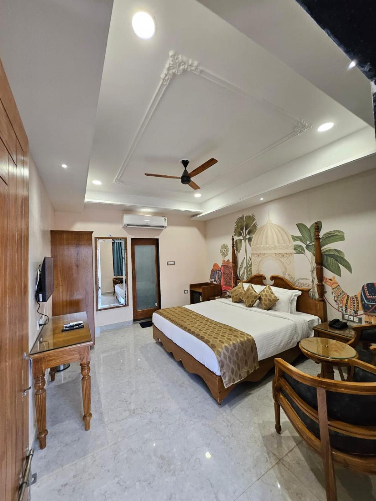 The Mewar Palace And Resort Shivpuri  Ngoại thất bức ảnh