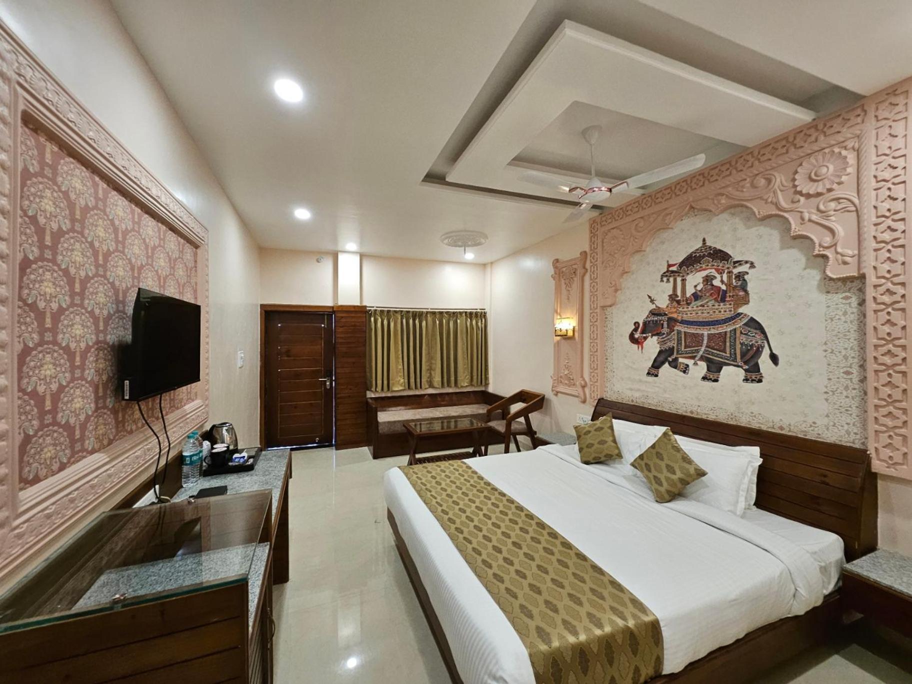 The Mewar Palace And Resort Shivpuri  Ngoại thất bức ảnh