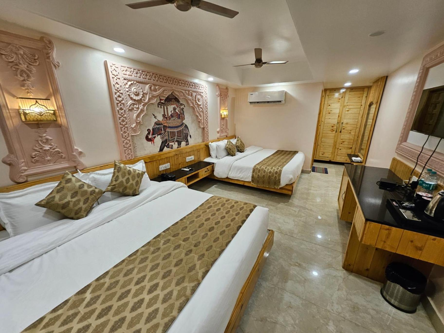 The Mewar Palace And Resort Shivpuri  Ngoại thất bức ảnh