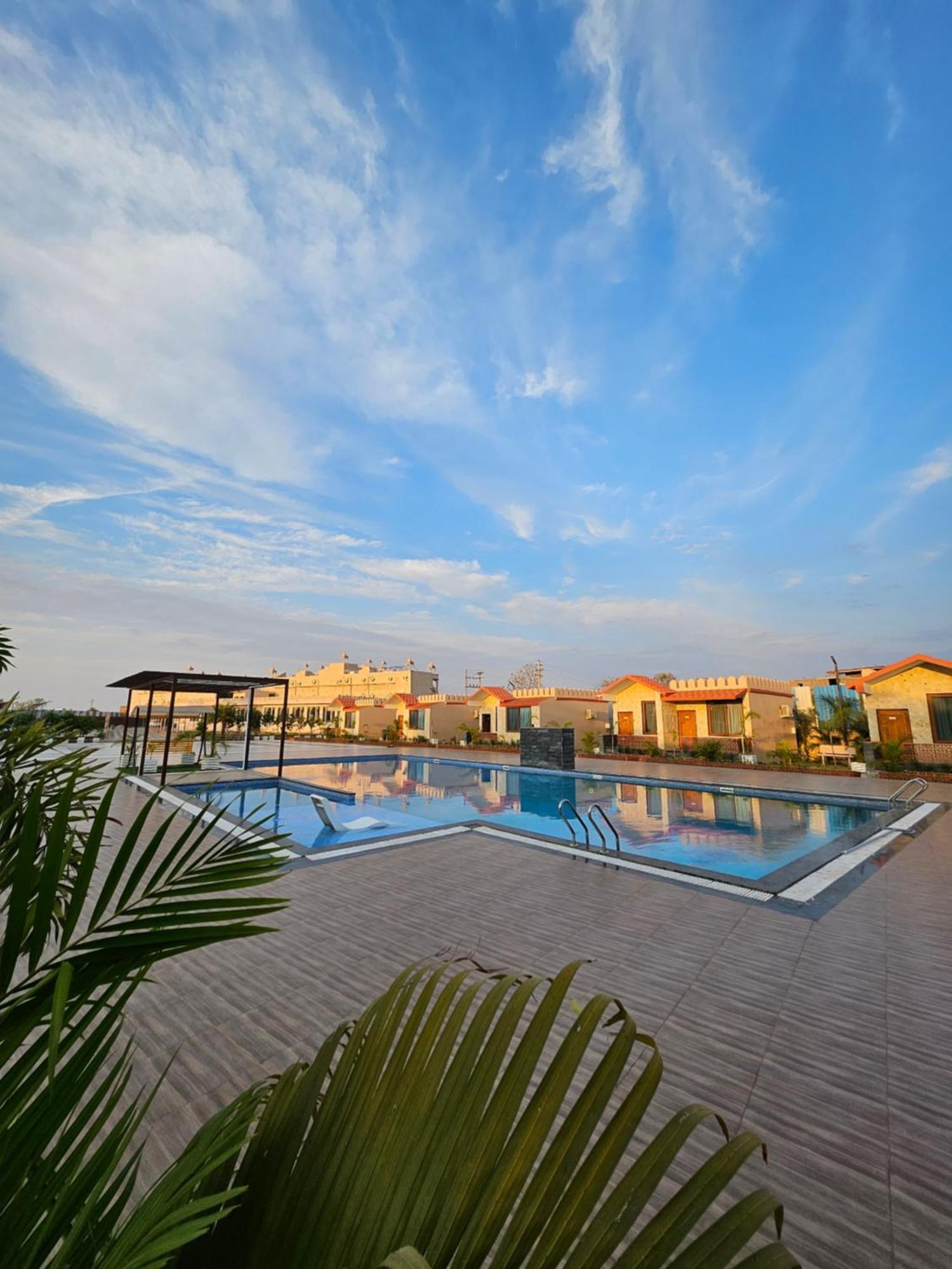 The Mewar Palace And Resort Shivpuri  Ngoại thất bức ảnh